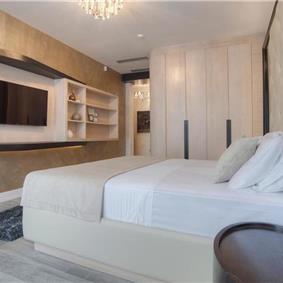 3 bedroom villa with pool in Prijevor, Budva, sleeps 6
